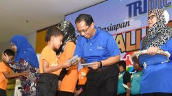 csr_kembali_sekolah_mydin_i